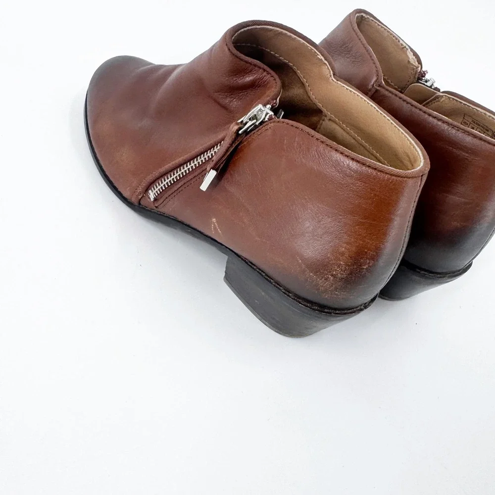 Vionic JOLENE Brown Leather Side Zip Ankle Boots Block‎ Heel Comfort Size 8.5
